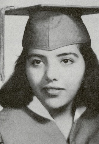 Dora Flores Vega