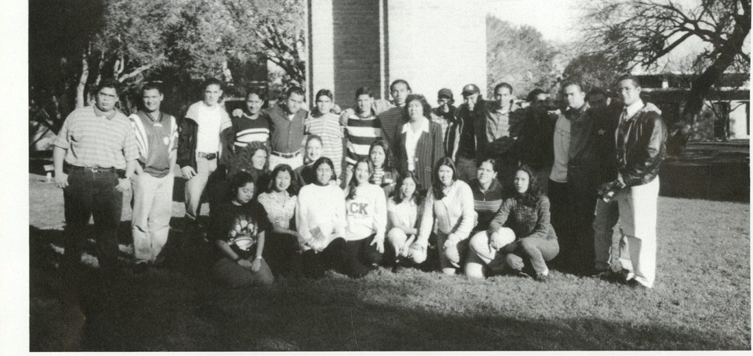 ‘Seniors ’98’, captioned Senior Class.