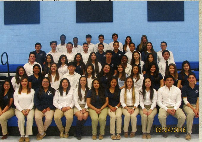 The Senior Class of 2016 in the gym, on the Class Groups page (printed p. 34), with the officers beside it.