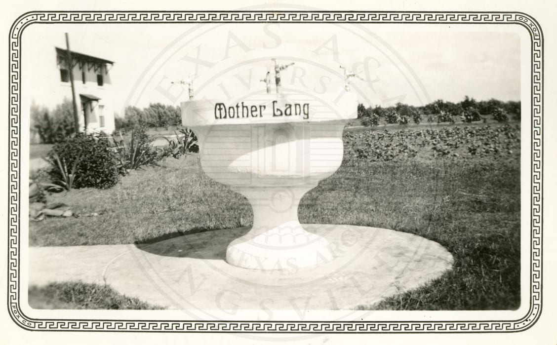 The statue lettered ‘Mother Gang’.