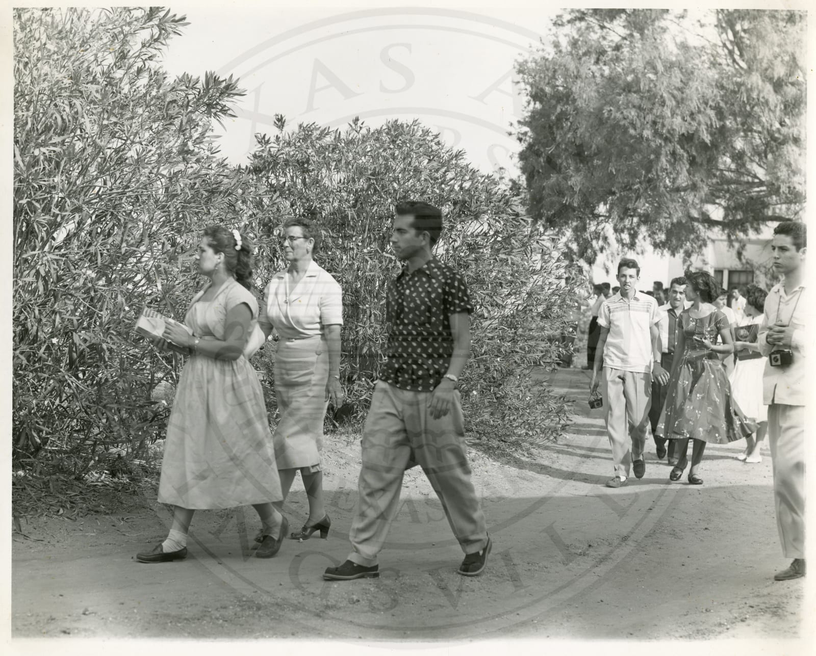 Cinco de Mayo: Dr. Berta Murray, president of the Presbyterian School for Mexican Girls, second from the left.