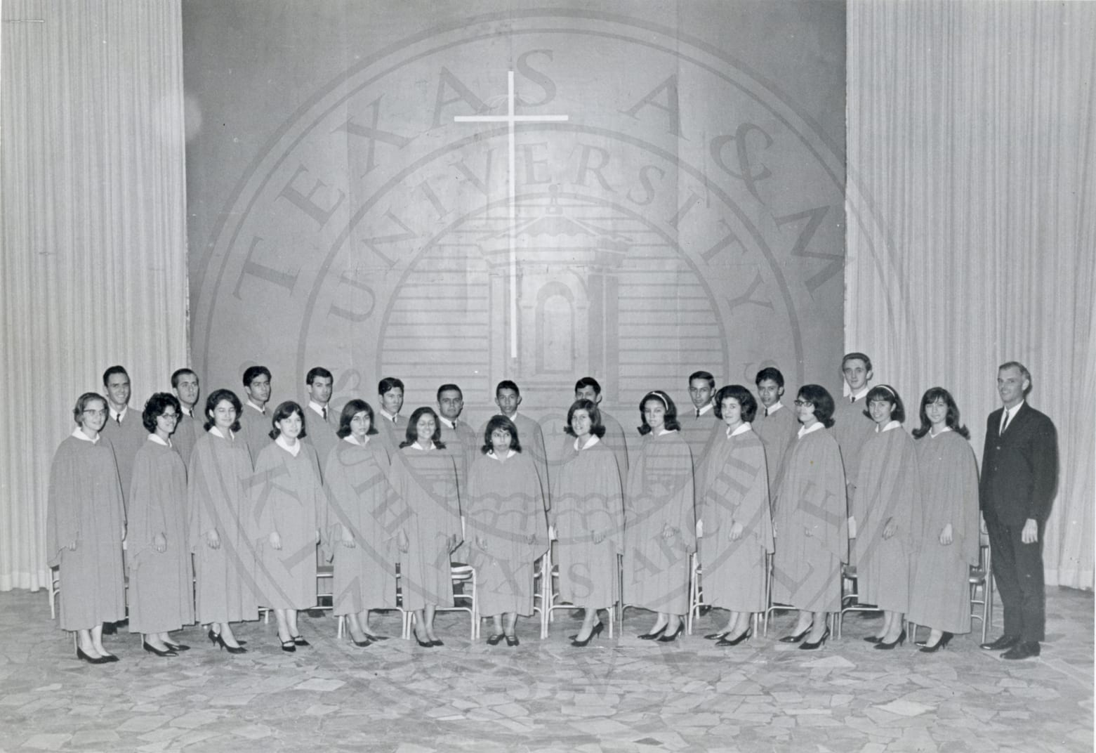 The choir with Robert Scott, director, 1965–66.