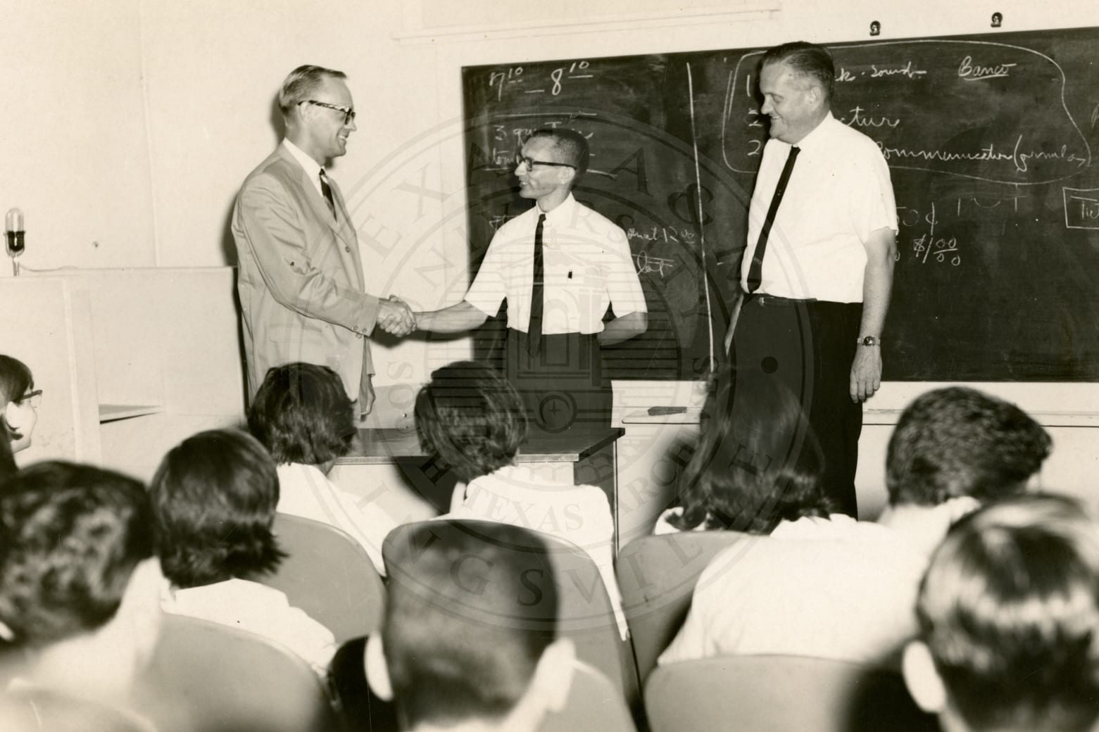 Professors and students in class, 1966–67.