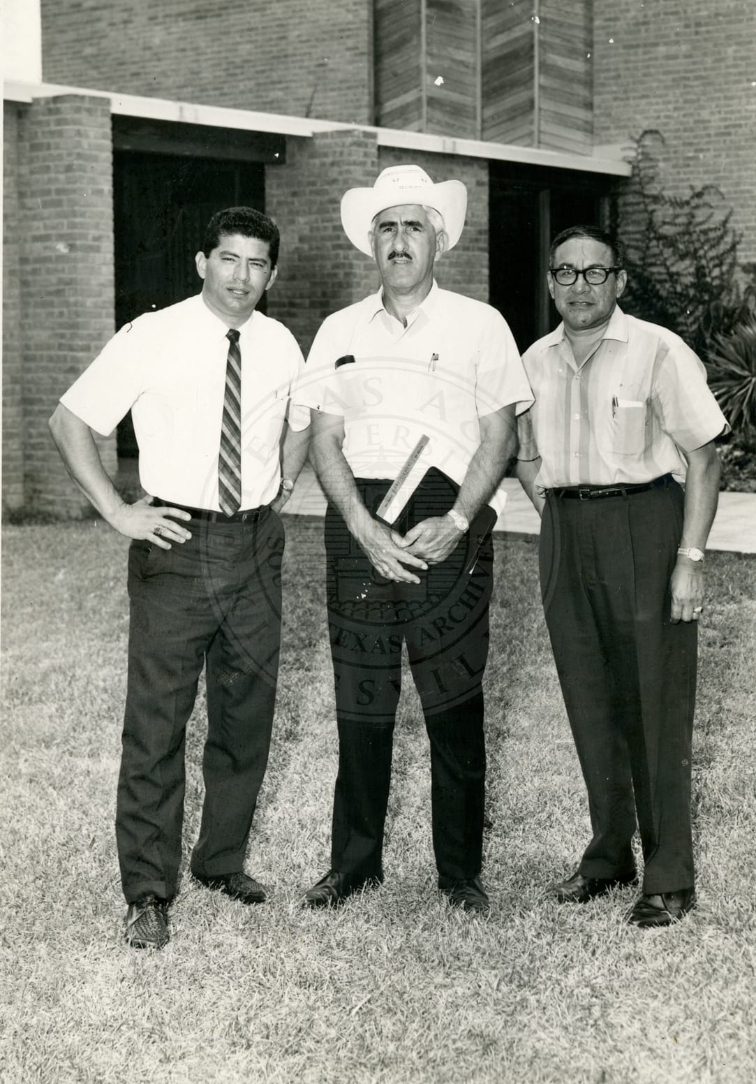 Arnold Gonzalez, sheriff, at the centre, 1968–69.