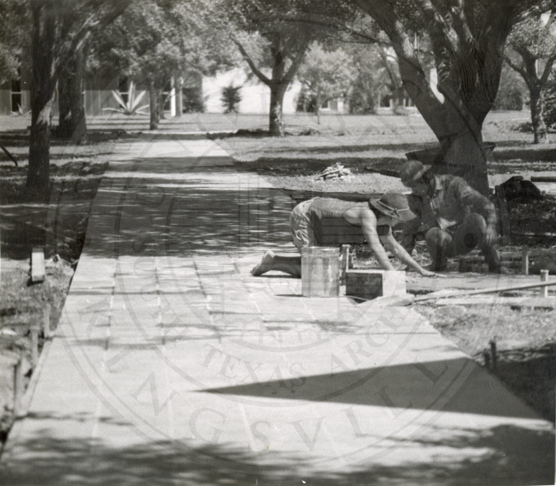 Work program: laying the floor, 1972.