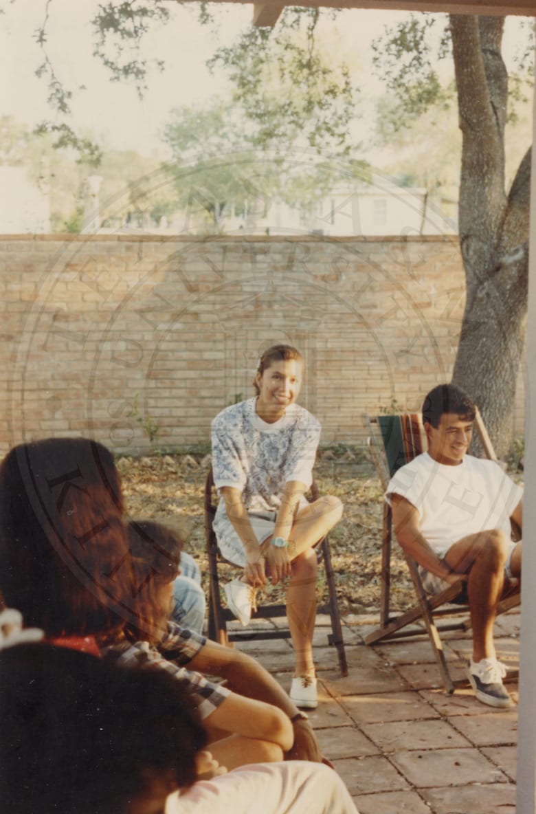 Talking under the trees, 1990.