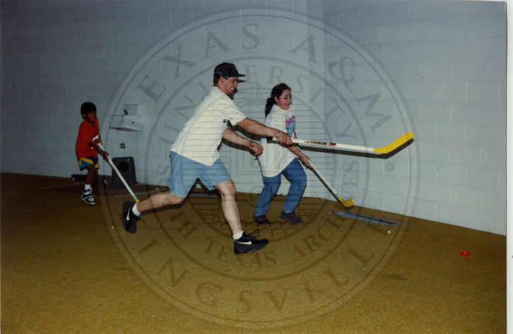 Floor hockey, 1994.