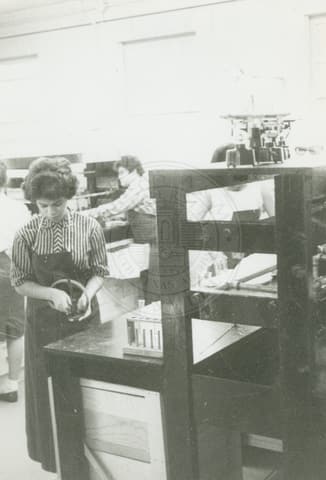 Students working on lab.