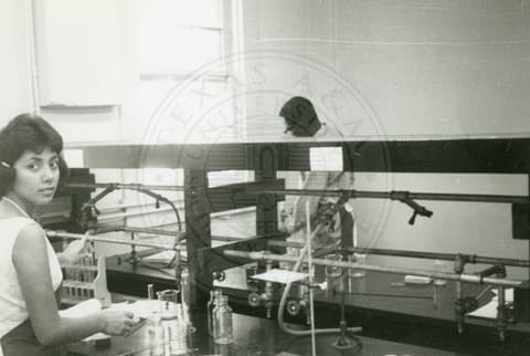 Students working on lab.