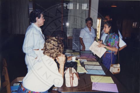 Registration for the Hispanic Gathering, June 23–24, 1995.